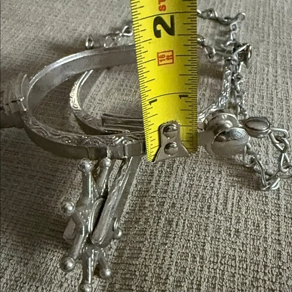 Silver Metal Boot Spurs with Chain - Picture 10 of 10